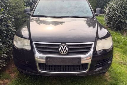 VW Touareg 331.268 km 4.400 &euro; Emkendorf 24802