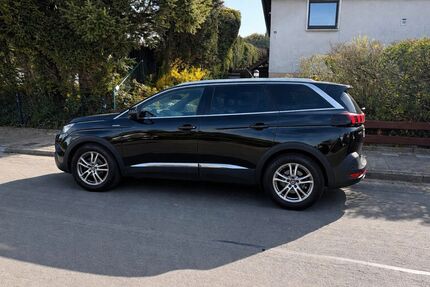 Peugeot 5008 131.500 km 19.000 &euro; Hameln 31789