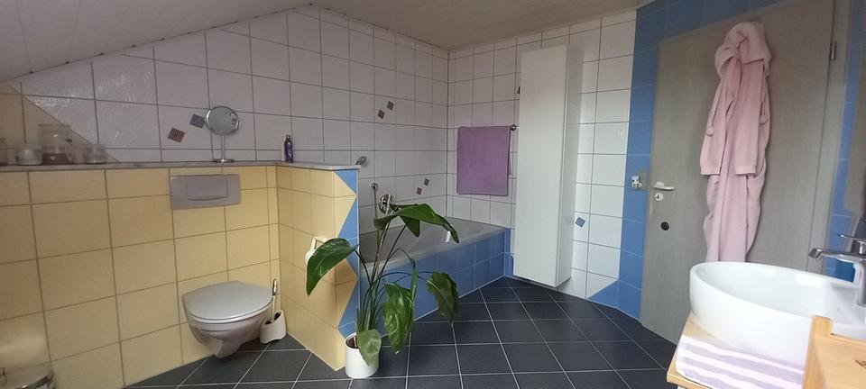 Doppelhaushälfte Brackenheim - 3 Zimmer, 115 m&sup2;, 510.000&euro; | Angebot:26878670