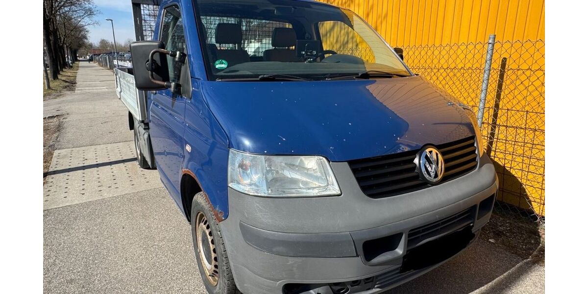 VW T5 Transporter 330.000 km 4.550 &euro; Rosenheim 83026
