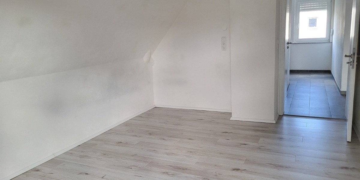 Einfamilienhaus mit Doppelgarage in Kirchehrenbach zu vermieten. 4 zimmer