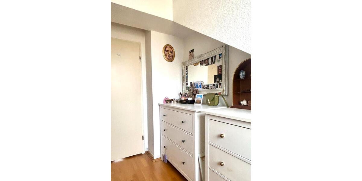 Dachgeschoßwohnung Köln Innenstadt - 2 Zimmer, 55 m&sup2;, 1.250&euro; | Angebot:25407456