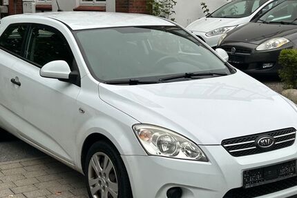 Kia ceed / Ceed 206.000 km 999 &euro; Flensburg 24941