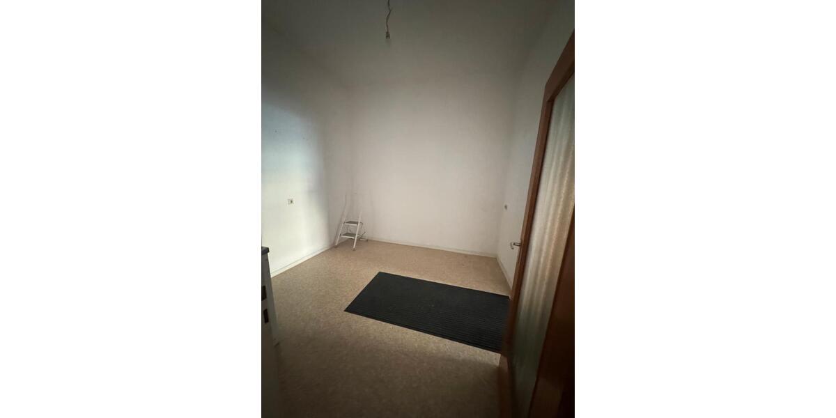 Erdgeschoßwohnung Ludwigshafen am Rhein - 2 Zimmer, 50 m&sup2;, 850&euro; | Angebot:26398560