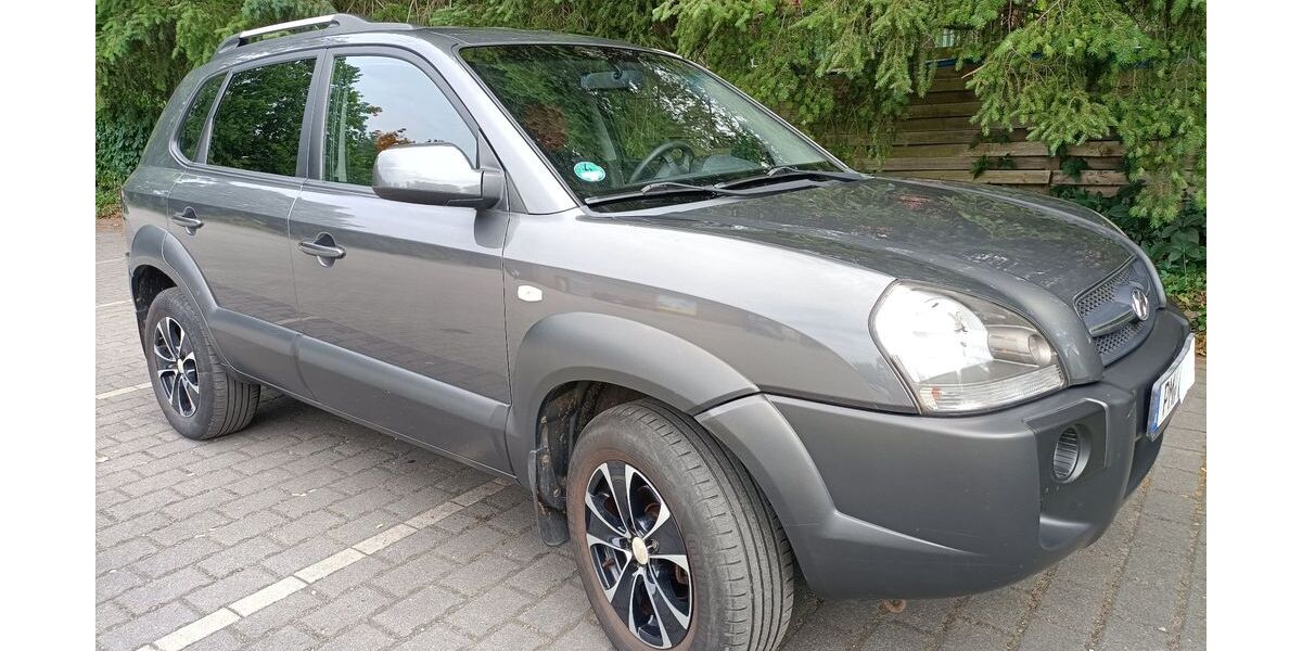 Hyundai TUCSON 142.800 km 3.850 &euro; Michendorf 14552