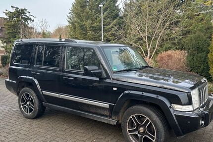 Jeep Commander 262.000 km 9.875 &euro; Trebbin 14959