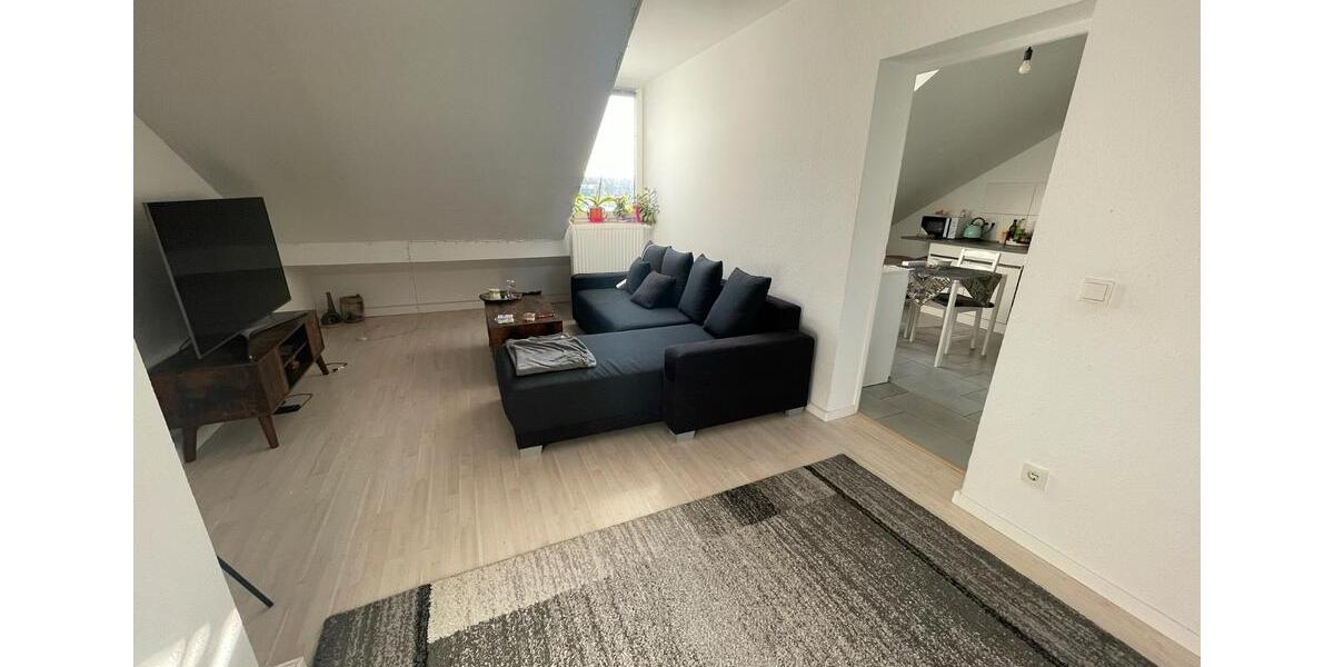 Dachgeschoßwohnung Köln Kalk - 2 Zimmer, 53 m&sup2;, 890&euro; | Angebot:25457247