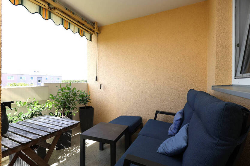 Sonnige 2-Zimmer-Wohnung in ruhiger Lage mit Westloggia