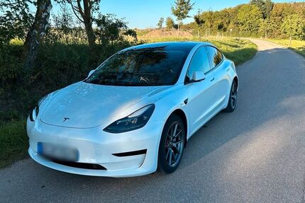 Tesla Model 3 105.000 km 22.999 &euro; Herrieden 91567