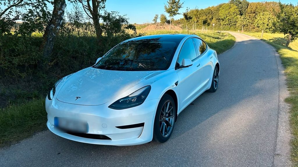 Tesla Model 3 105.000 km 22.999 &euro; Herrieden 91567