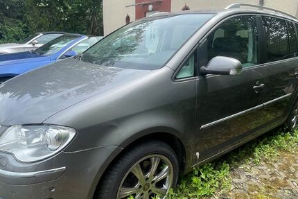 VW Touran 240.767 km 3.600 &euro; Lampertheim 68623