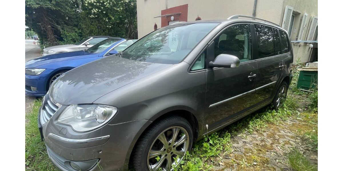 VW Touran 240.767 km 3.600 &euro; Lampertheim 68623