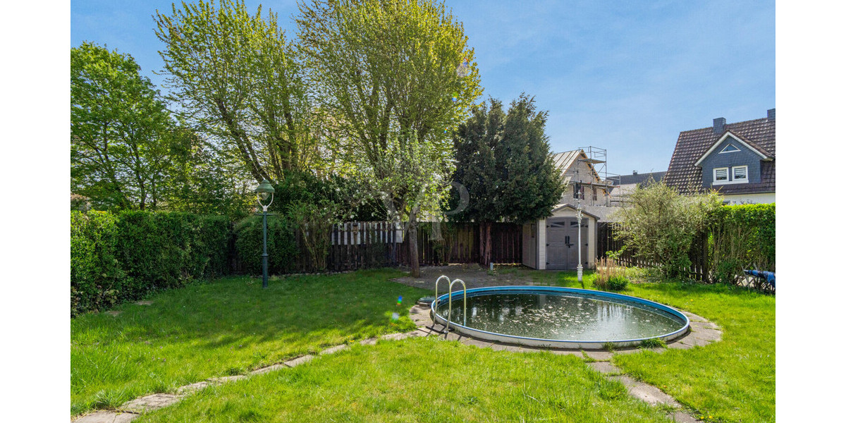 Reihenendhaus mit großem Grundstück, Pool und wohnmobilgeeigneter Doppelgarage - Reihenendhaus Rheine Rheine | Angebot:27165398