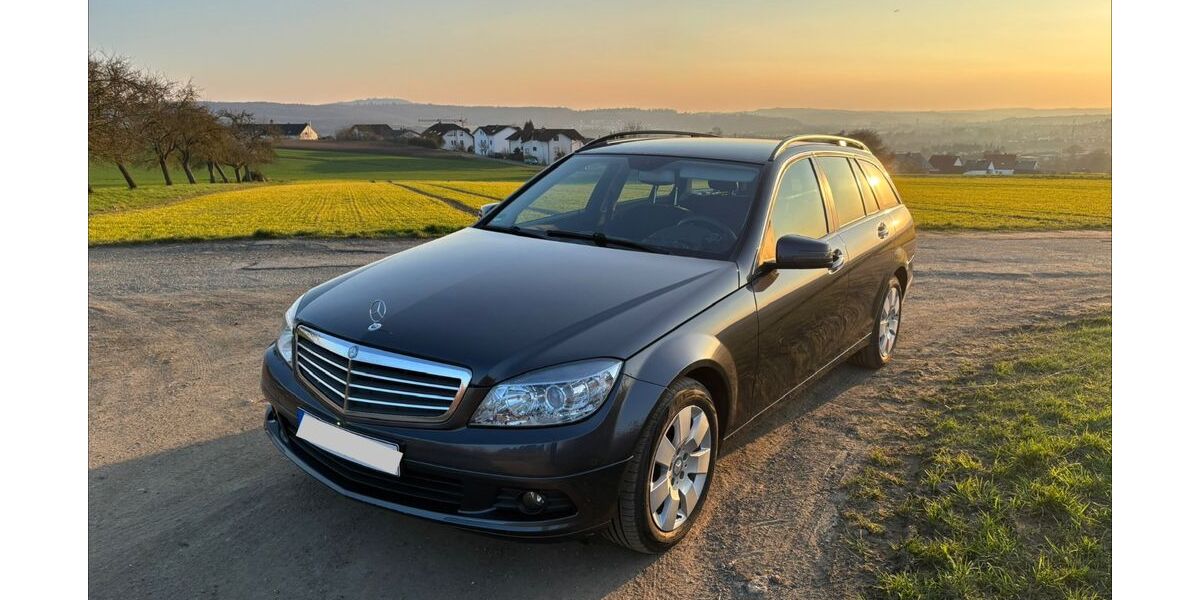 Mercedes-Benz C 200 122.000 km 7.490 &euro; Lahnau 35633