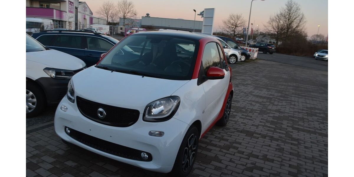Smart ForTwo 27.000 km 15.900 &euro; Cuxhaven 27472