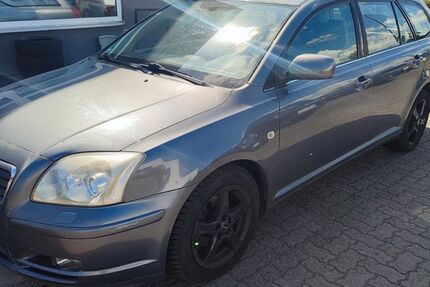 Toyota Avensis 259.000 km 2.250 &euro; Laatzen 30880