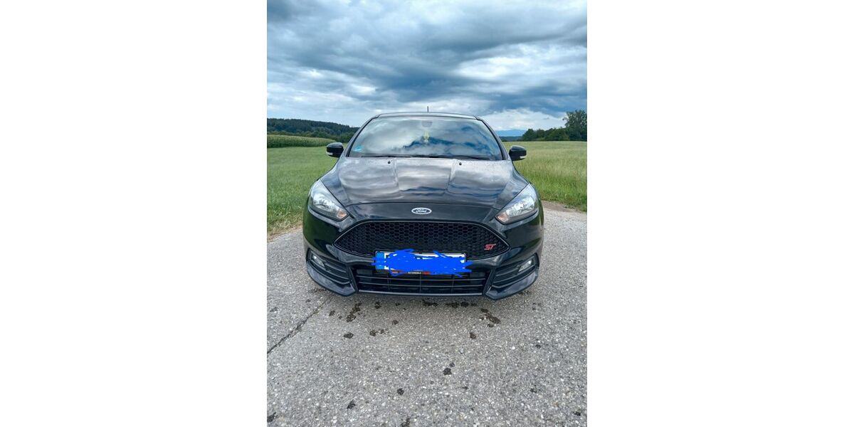 Ford Focus 72.500 km 16.700 &euro; oberreit 83620