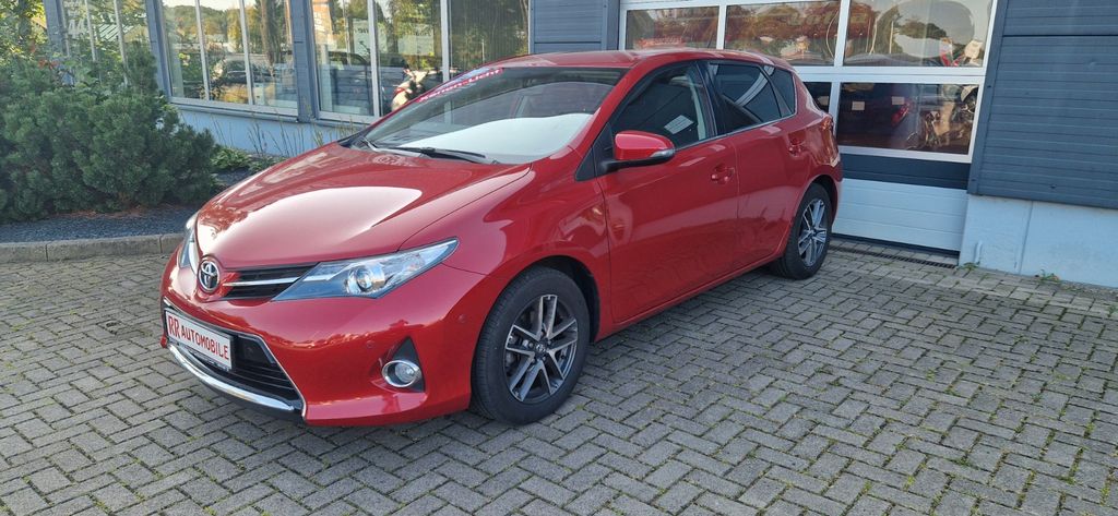 Toyota Auris 31.596 km 12.990 &euro; Gotha 99867