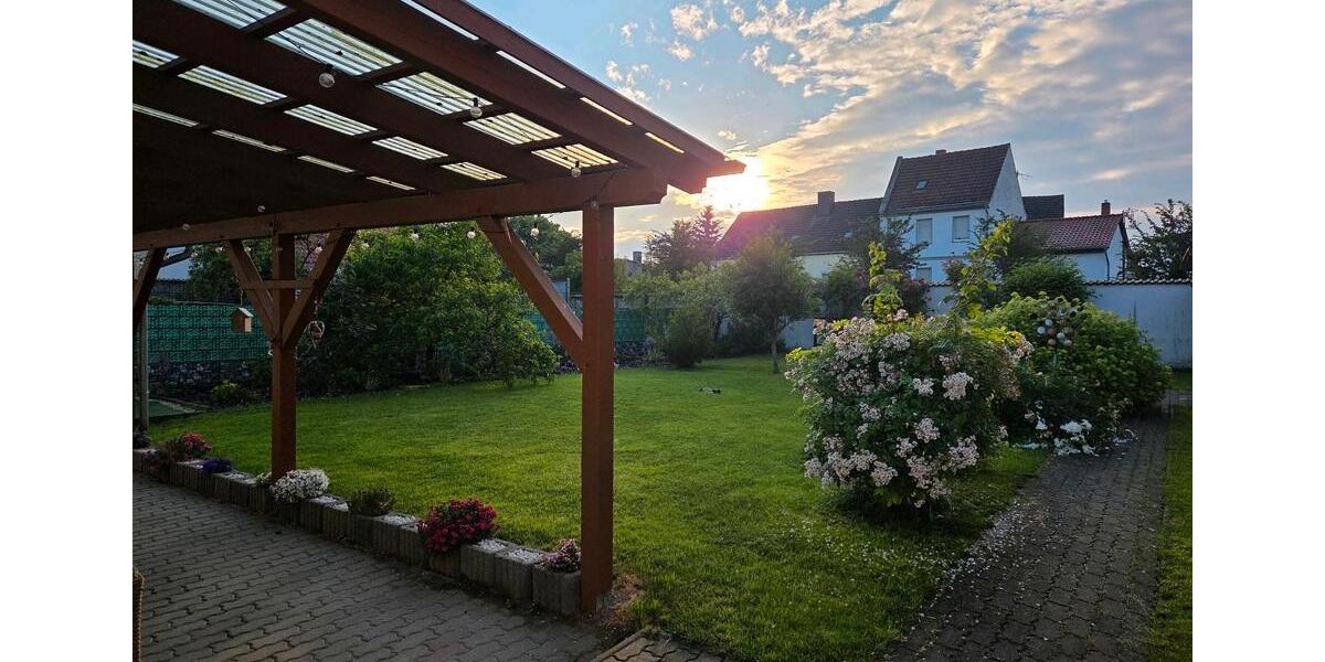 Reihenhaus Staßfurt Atzendorf - 8 Zimmer, 220 m&sup2;, 295.000&euro; | Angebot:27086391