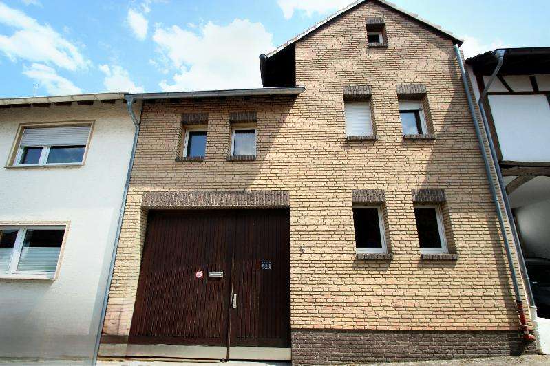 Haus zum Kaufen in Grafschaft 250.000 € 104 m²