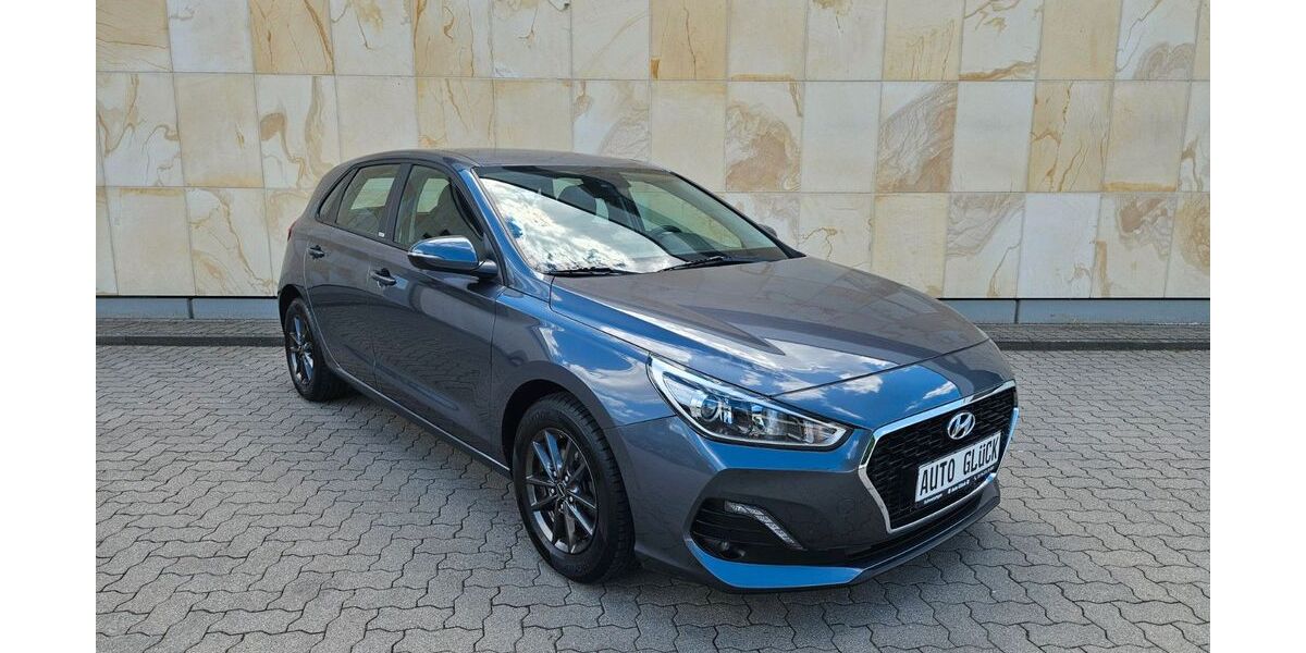 Hyundai i30 71.000 km 13.990 &euro; Schwetzingen 68723