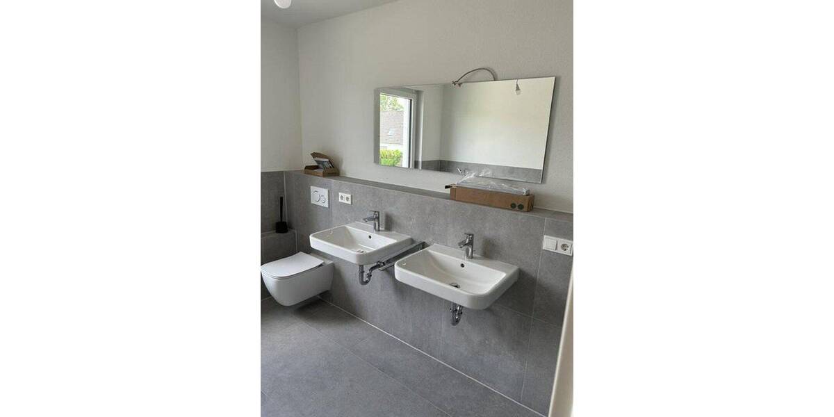 Reihenmittelhaus Korschenbroich - 5 Zimmer, 189 m&sup2;, 2.299&euro; | Angebot:26834104