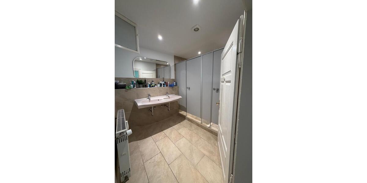 Etagenwohnung Buckenhof - 9 Zimmer, 17 m&sup2;, 495&euro; | Angebot:26211452