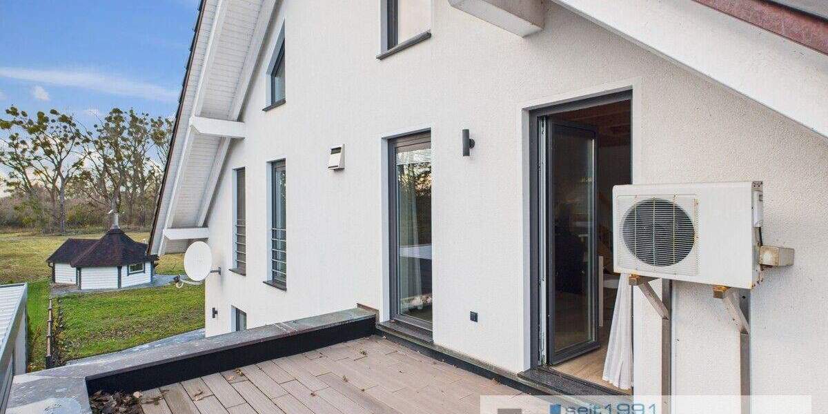 Einfamilienhaus Rechlin - 6 Zimmer, 330 m&sup2;, 1.350.000&euro; | Angebot:25665597
