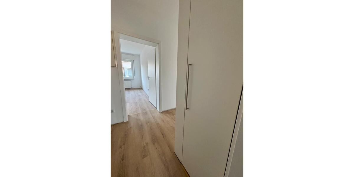 Etagenwohnung Nickenich - 4 Zimmer, 90 m&sup2;, 850&euro; | Angebot:25055487