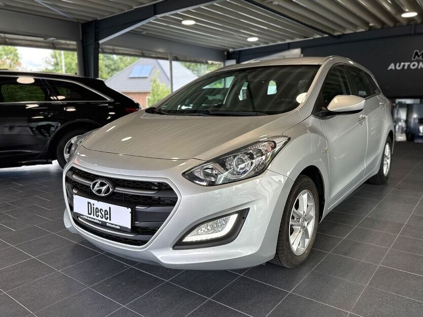 i30