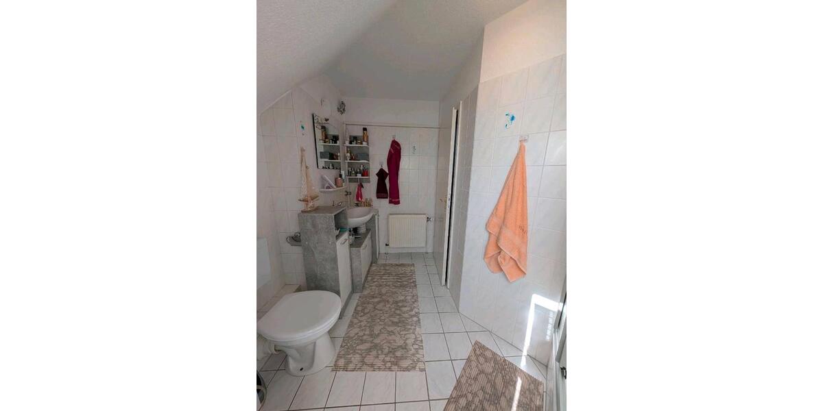 Dachgeschoßwohnung Stuhr - 2 Zimmer, 56 m&sup2;, 195.000&euro; | Angebot:27077471