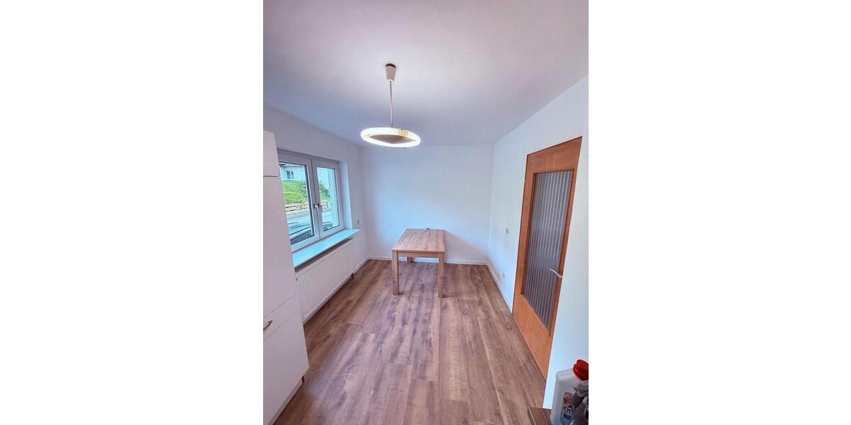 Etagenwohnung Burkardroth - 3 Zimmer, 79 m&sup2;, 680&euro; | Angebot:26677232