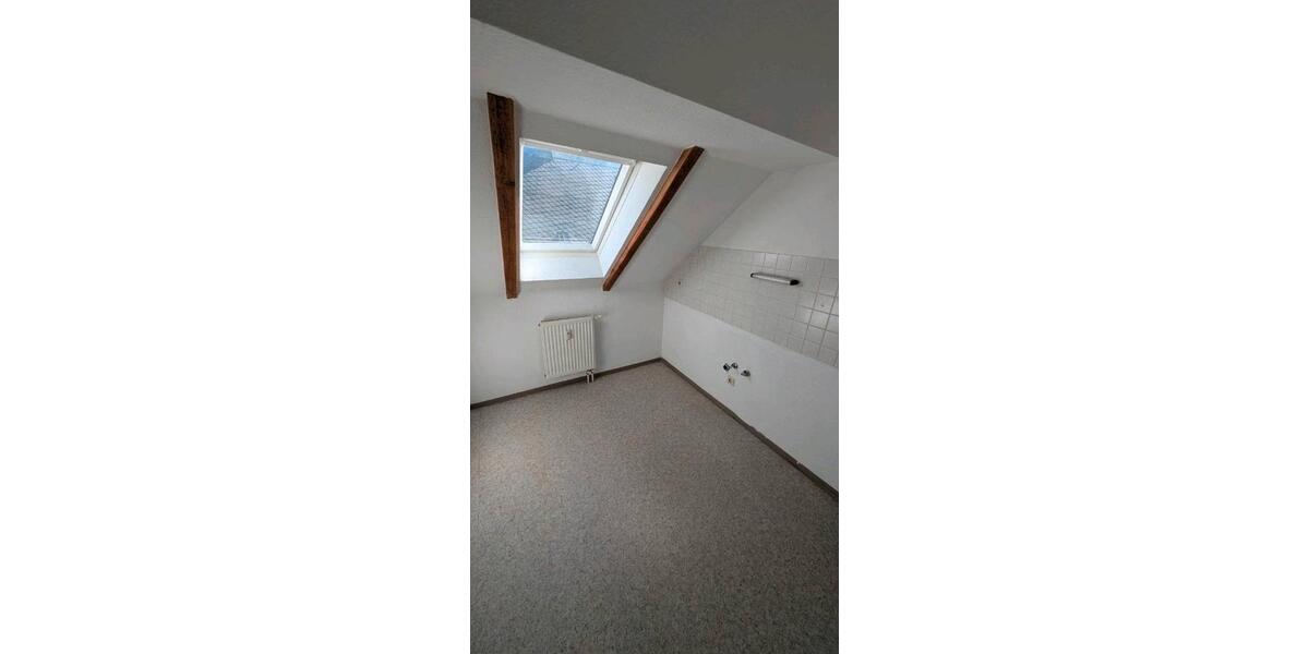 Dachgeschoßwohnung Olbernhau - 2 Zimmer, 38 m&sup2;, 226&euro; | Angebot:26385255