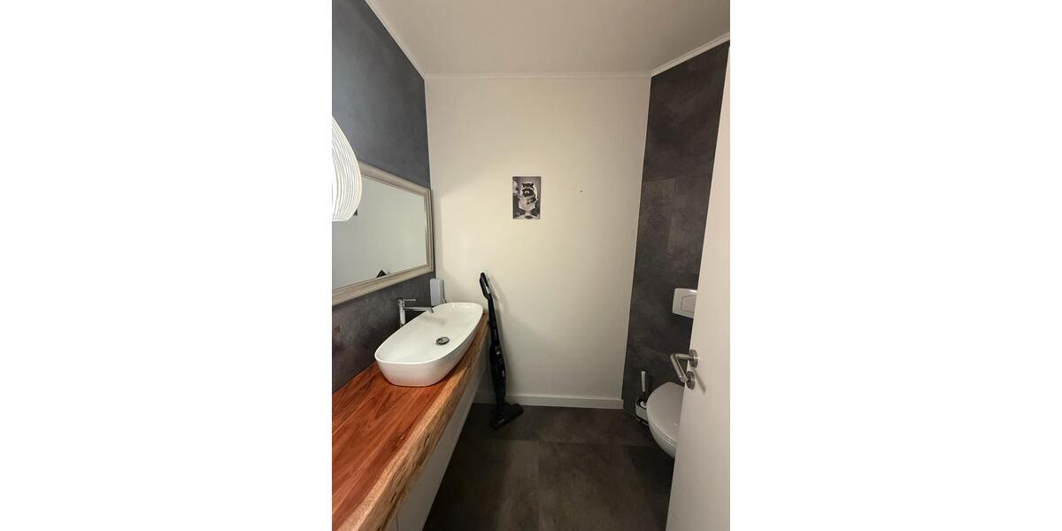 Doppelhaushälfte Schönefeld - 5 Zimmer, 180 m&sup2;, 3.400&euro; | Angebot:24984602