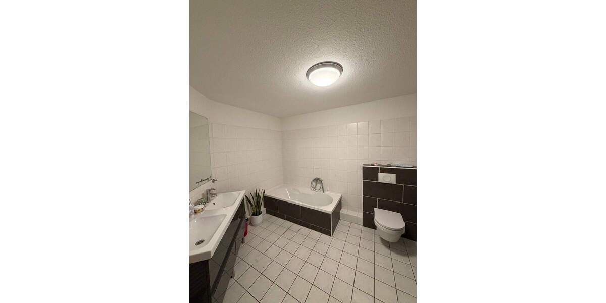 Etagenwohnung Elmshorn - 5 Zimmer, 125 m&sup2;, 339.000&euro; | Angebot:25690792