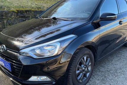 Hyundai i20 100.000 km 7.500 &euro; Leonberg 71229