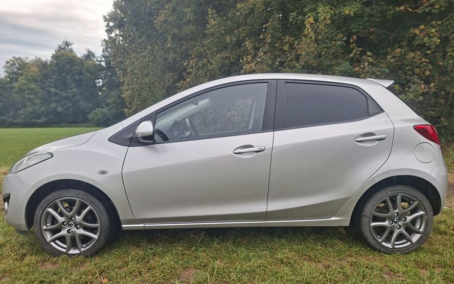 Mazda 2 98.282 km 5.000 € Ensdorf 92266
