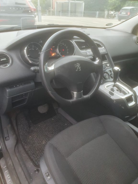 Peugeot 5008 126.500 km 7.000 € Kiel 24109