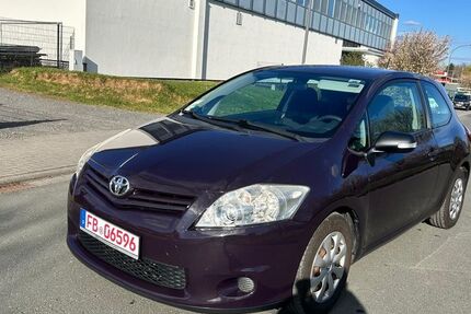 Toyota Auris 180.000 km 3.390 &euro; Friedberg (Hessen) 61169