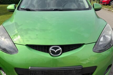 Mazda 2 146.000 km 1.490 &euro; Meckenbeuren 88074
