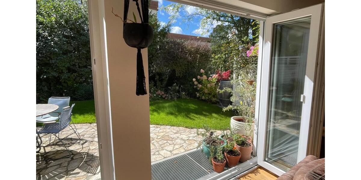 Reihenhaus Fürstenfeldbruck - 7 Zimmer, 168 m&sup2;, 2.950&euro; | Angebot:26080467