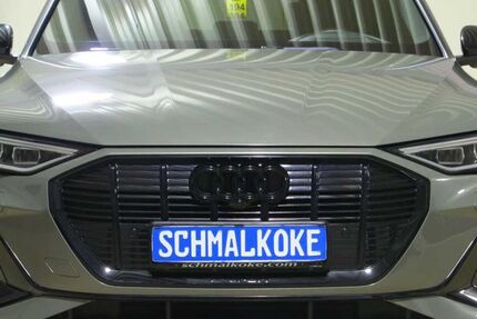 Audi e-tron 56.800 km 39.950 € Braunschweig 38112