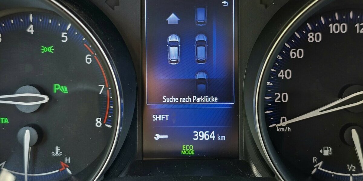 Toyota C-HR 1.2 LOUNGE/KAMERA/NAVI/LEDER/JBL/PDC 119.381 km 12.900 &euro; Villingen-Schwenningen 78054
