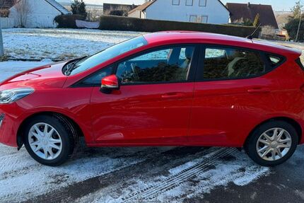 Ford Fiesta 82.000 km 7.990 &euro; Ellingen 91792