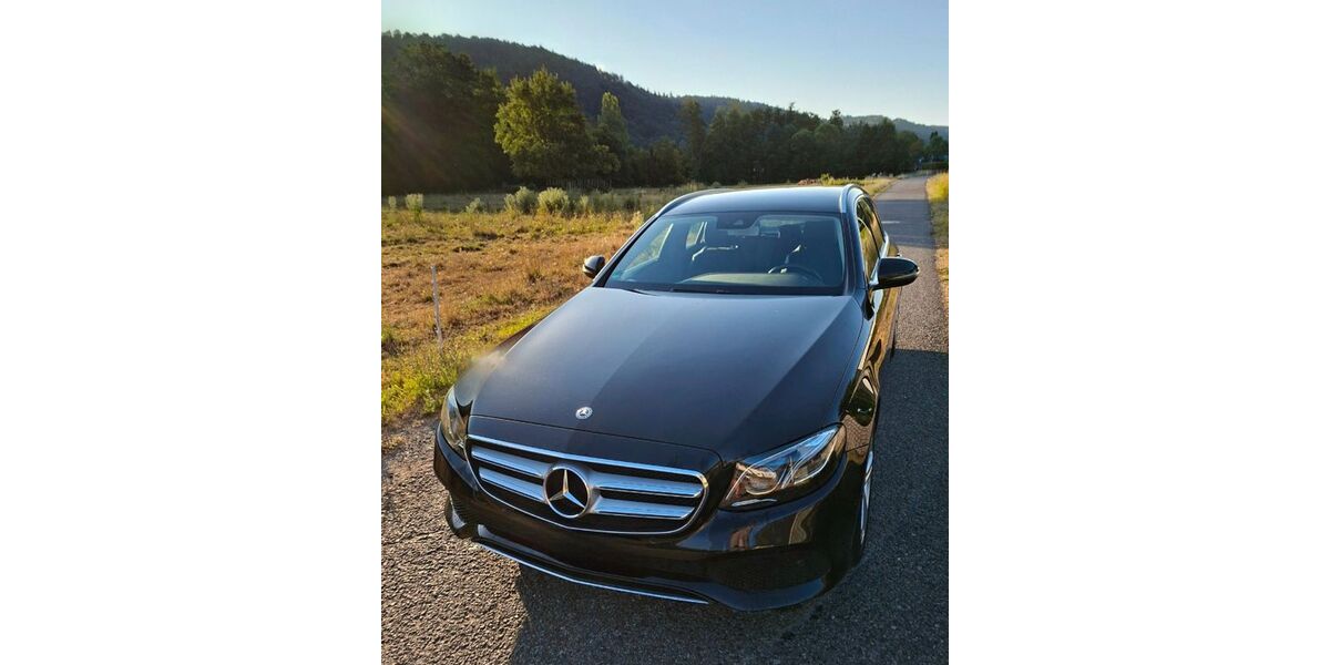 Mercedes-Benz E 220 124.500 km 21.490 &euro; Eichenbühl 63928