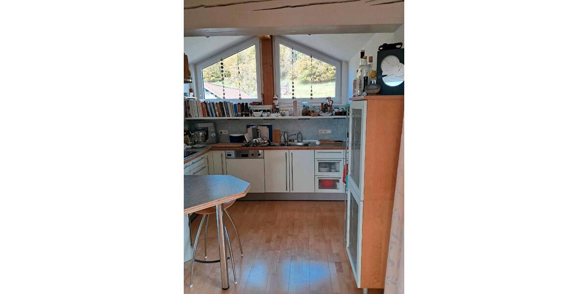 Etagenwohnung Stiefenhofen - 3 Zimmer, 100 m&sup2;, 1.000&euro; | Angebot:25992253