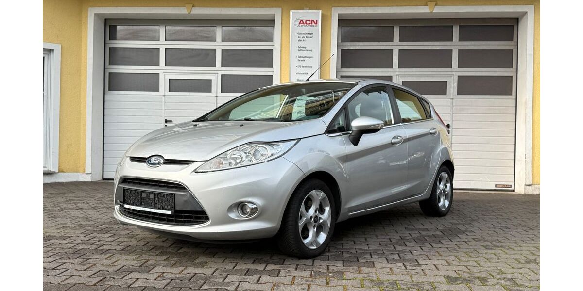 Ford Fiesta 216.742 km 3.990 € Diez 65582