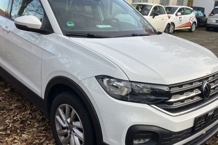 VW T-Cross 52.235 km 15.980 &euro; Erding-Bergham 85435