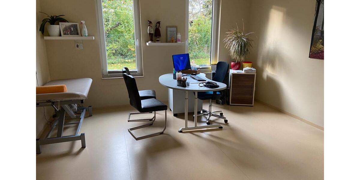 Erdgeschoßwohnung Hohen Neuendorf Bergfelde - 8 Zimmer, 210 m&sup2;, 2.992&euro; | Angebot:25083266