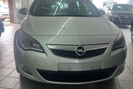 Opel Astra 175.000 km 7.490 € Schwentinental 24223